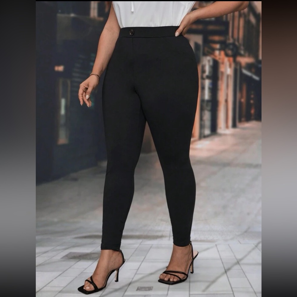 🆕 Black Skinny Pants!!! Brand New!!!